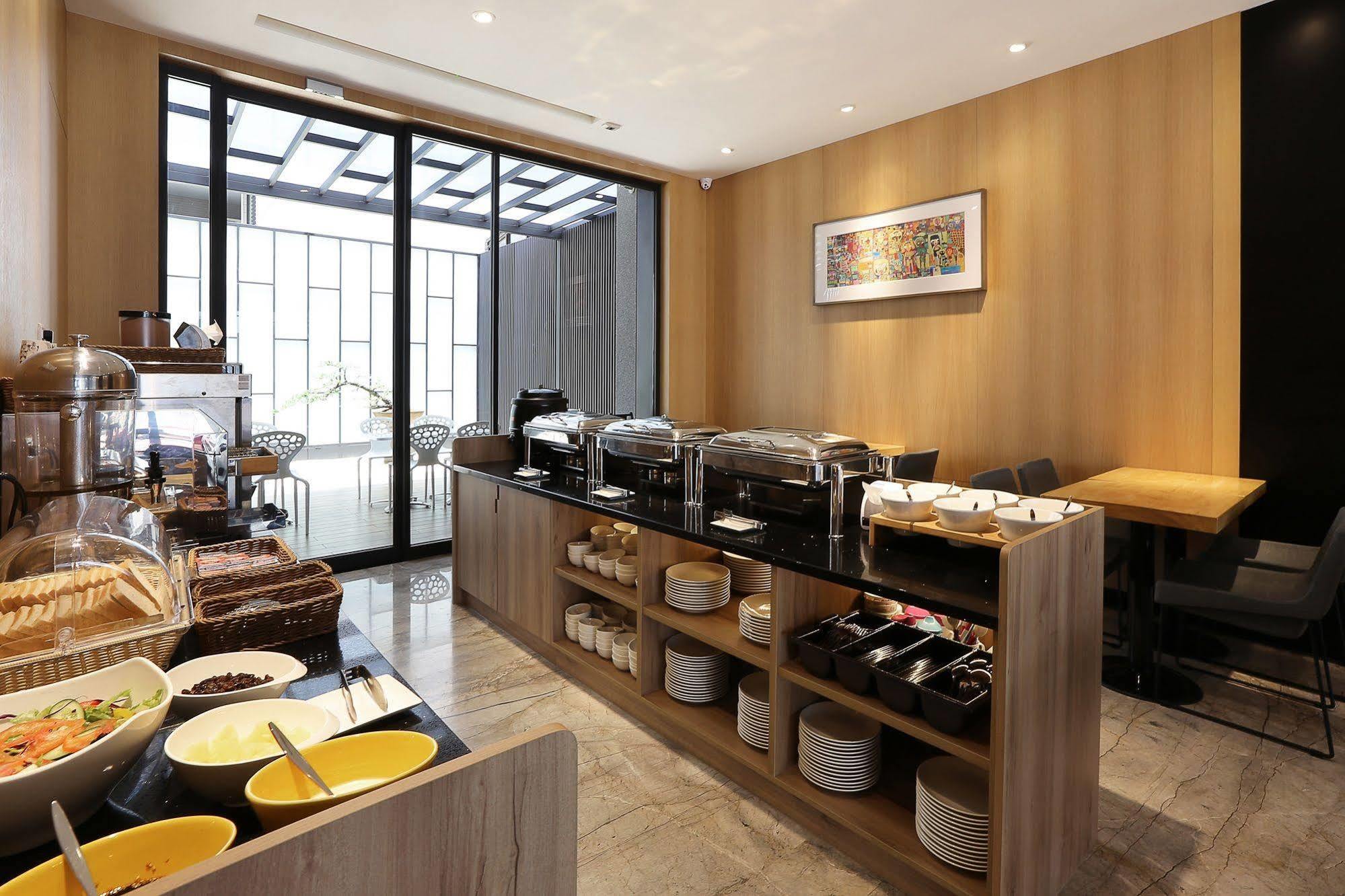 Miller Inn Taichung Luaran gambar